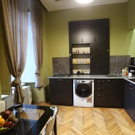 Your Home In The Centre Of Old Tbilisi Luaran gambar