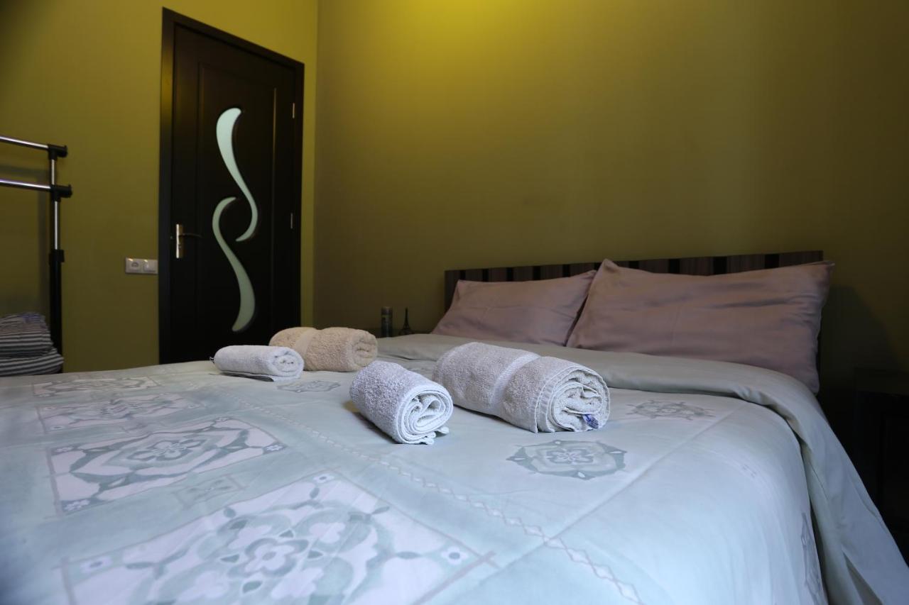 Your Home In The Centre Of Old Tbilisi Luaran gambar